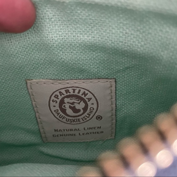 New Spartina Tassel Wristlet (Black and Off-White color) - Picture 4 of 12